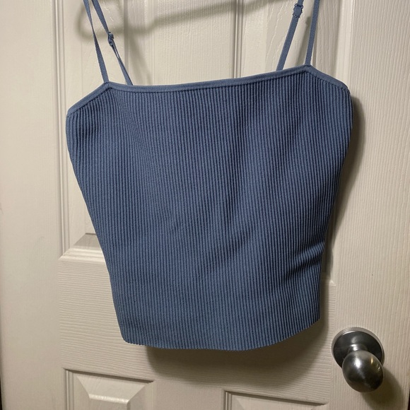 Lilac-blue ribbed Aritzia Sculpted Knit Cami tank, brand new - Picture 2 of 6